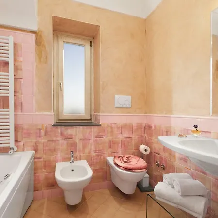 Il Noce Villa *